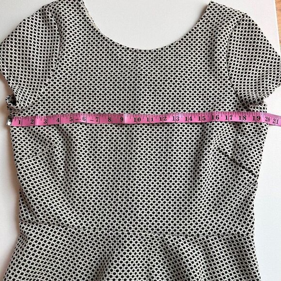 Banana Republic Peplum Top Black and White Polka Dot Cap Sleeve Size 14/XLarge - Picture 6 of 8